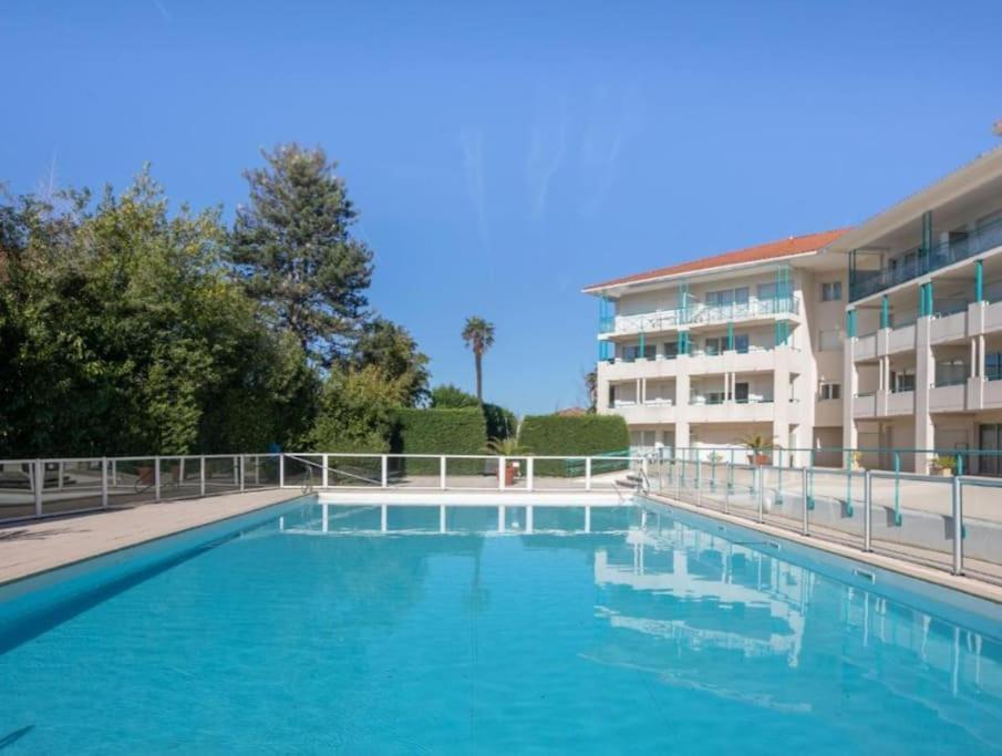 Situation Ideale Piscine Parking Wifi Gare Plage Golf Ciboure Exterior photo